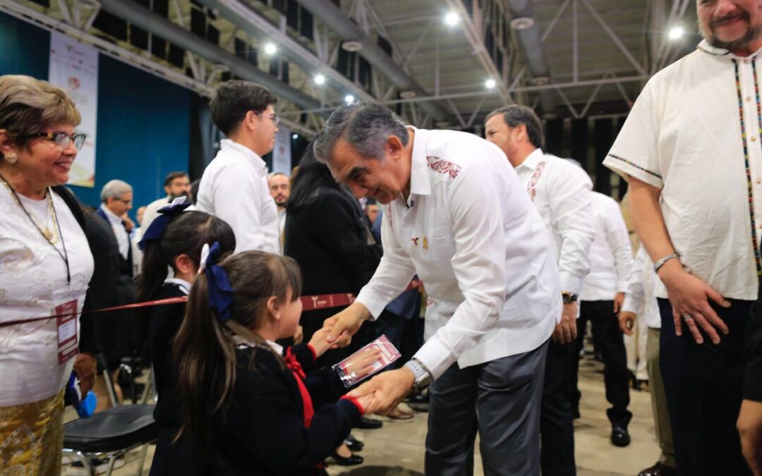 Refrenda Américo Apoyo a la Ciencia en Favor del Bienestar Social