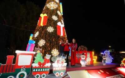 Brilla Nuevo Laredo con Encendido de Pino Navideño
