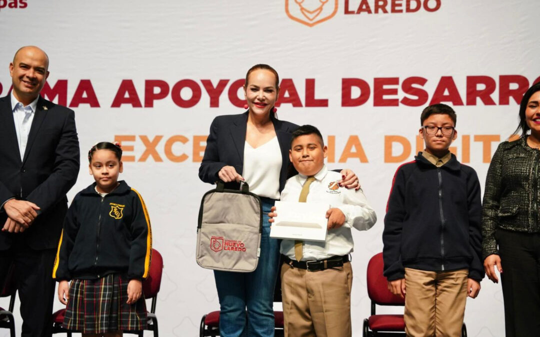 Reconocen Padres y Alumnos Política educativa de Carmen Lilia Canturosas