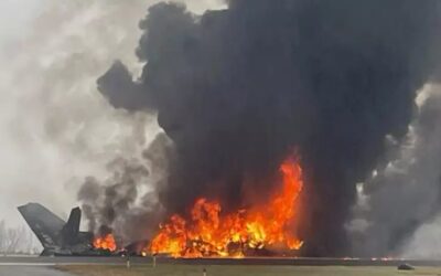 Se estrella avión ejecutivo en aeropuerto de Carolina del Norte; confirman muertes