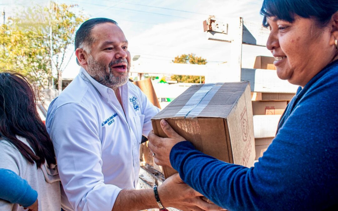 Refuerza Gamaliel Infante Trabajo en Campo y Entrega de Apoyos Sociales
