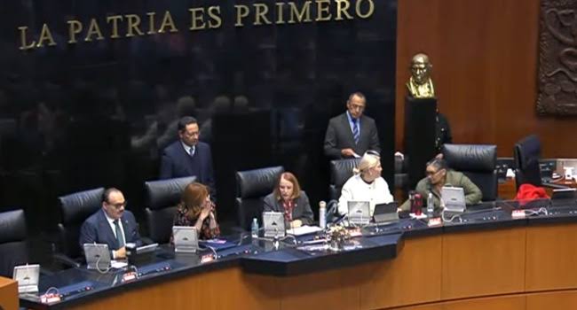 Avalan Lista de Aspirantes a la FGR; Senado Turna Selección a Presidencia