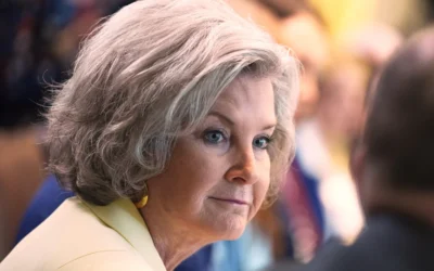 Desata Jefa de Gabinete Polémica al Describir a Trump