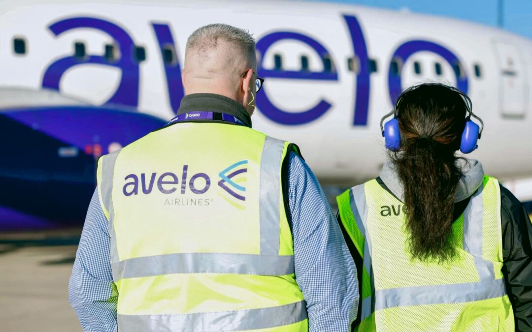 Rompe Avelo con Vuelos de Deportación de ICE