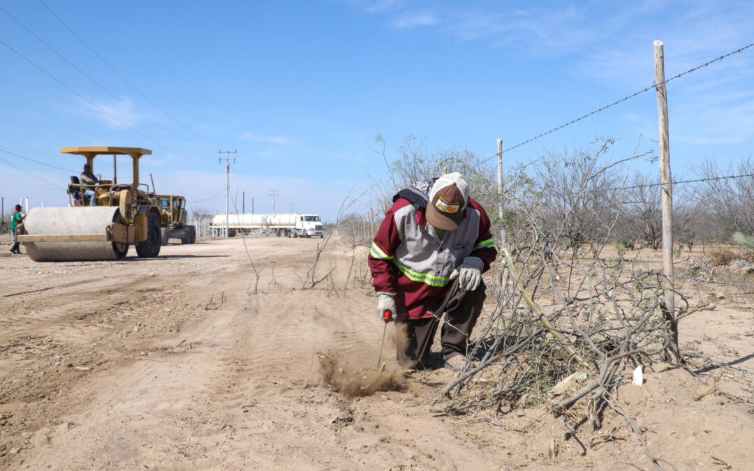 Arranca Gobierno Municipal Rehabilitación de Caminos Ejidales