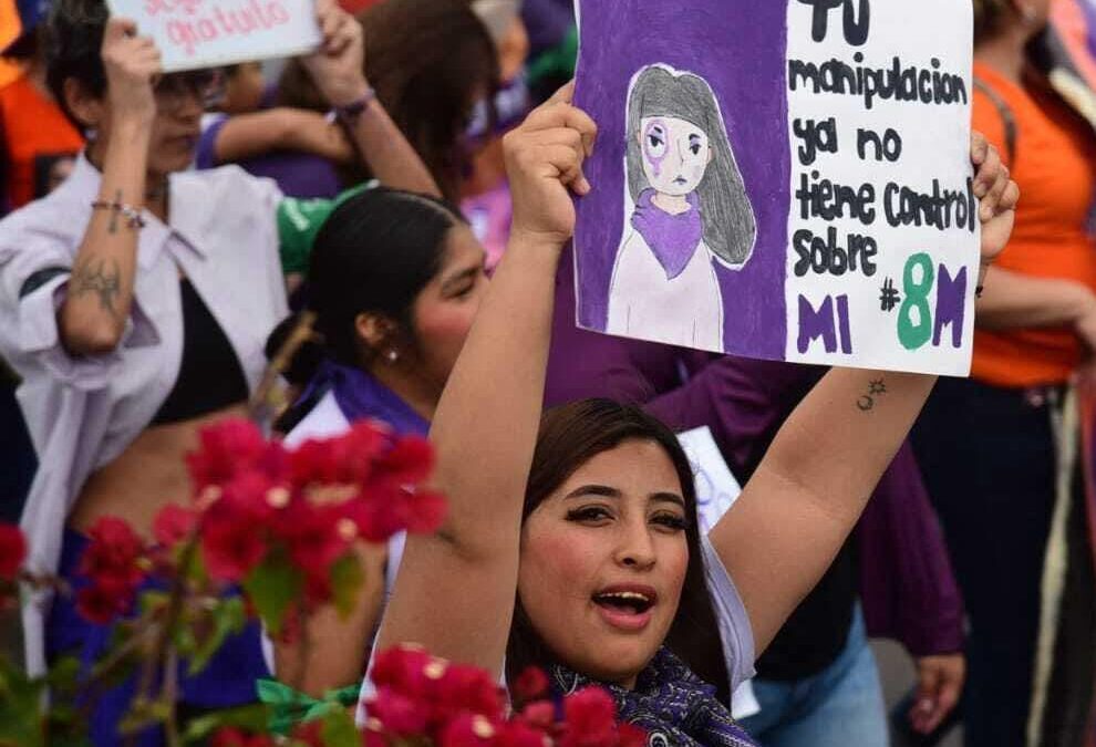 Avanza Marea Morada Durante Conmemoración del 8M