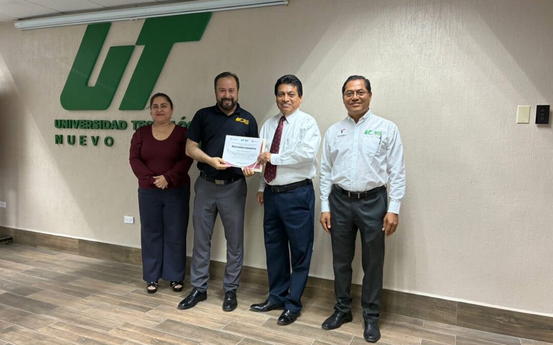 Capacita UTNL a Docentes en Liderazgo Positivo