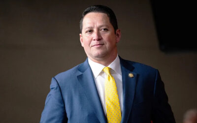 Se Retira Tony Gonzales de Contienda Republicana Tras Escándalo