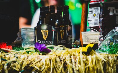 Celebra Mundo Día de San Patricio con Tradición Irlandesa