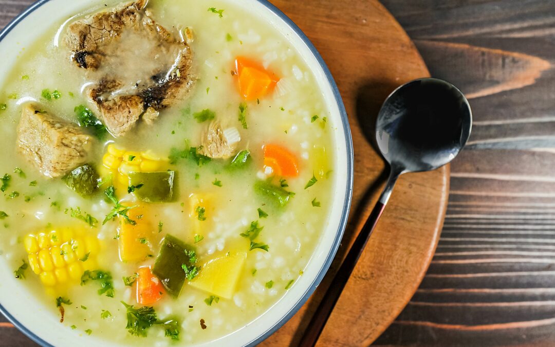 Celebra la Cocina de Hogar con Sopa de Cuello de Pavo