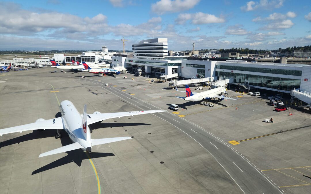 Ordena FAA Suspensión de Vuelos en Área de Washington por Incidente Químico