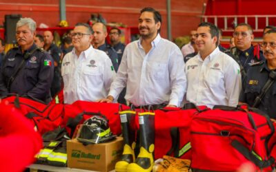 Entregó Carlos Peña Ortiz Equipo Vital Para Cuerpo de Bomberos de Reynosa