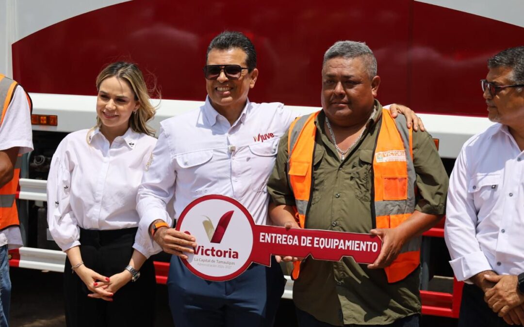 Entrega Lalo Gattás Nueva Unidad de Recolección de Basura y Vienen Dos Más.