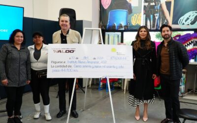 Entrega Waldo Fernández Donativo y Fija Transparencia Rumbo a Nuevo Escenario Político