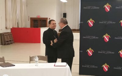 Concluye Monseñor Tamayo su ministerio y designan nuevo obispo en Laredo