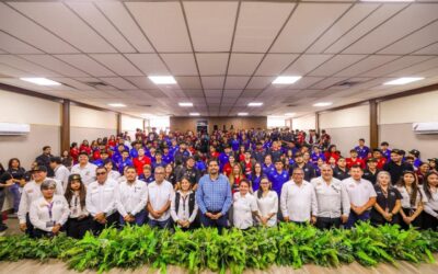 «Esta ciudad es de todos»: Carlos Peña Ortiz llama a universitarios a hacer equipo por un Reynosa en paz