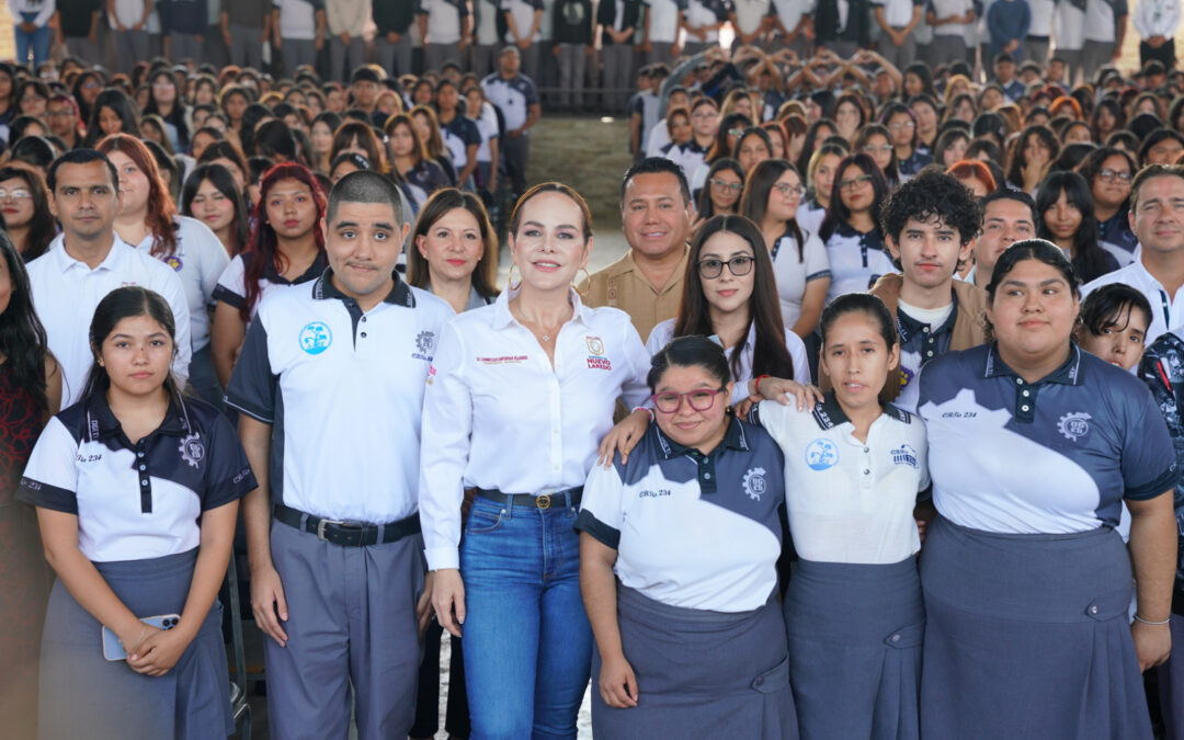 Refuerza Carmen Lilia Infraestructura Educativa