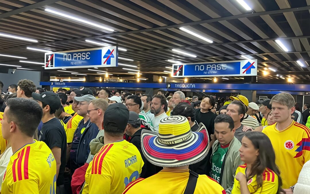 Conquista Bogotá Ciudad de México Durante Debut Ganador de Colombia