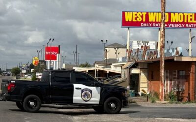 Tiroteo y Persecución en Texas Dejan un Muerto y 10 Heridos