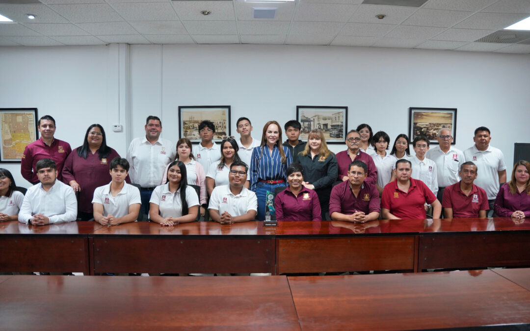 Reconoce Carmen Lilia a Campeones del Interpreparatorias 2026