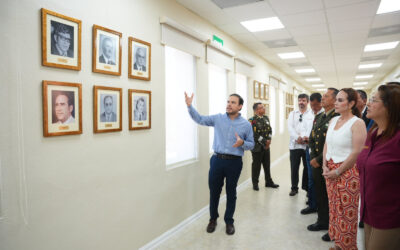 Honra Carmen Lilia Historia de Nuevo Laredo con Galería de los Presidentes y Nuevo Espacio Ciudadano