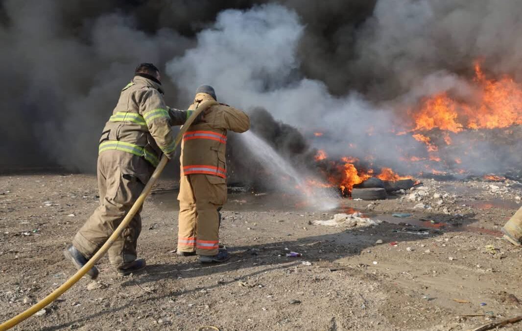 Arde Relleno Sanitario en Victoria