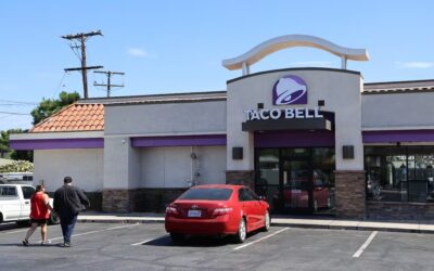 Demandan a Taco Bell por brote de infección intestinal