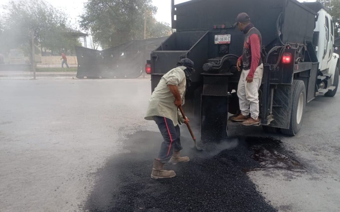 Mantiene Gobierno de Carlos Peña Ortiz rehabilitación de vialidades con bacheo