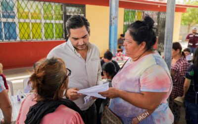 Visitó Alcalde a vecinos de Balcones de Alcalá con programa Subsidio del Agua