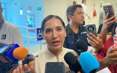Katalyna Méndez tiende puentes y abre diálogo con Manuel Muñoz por Victoria