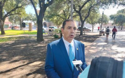 Cuellar asegura 950 mil dólares para preservar la histórica Plaza San Agustín