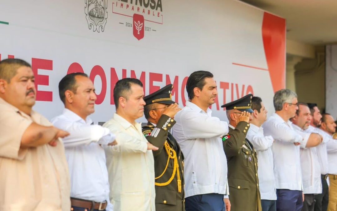 Presidió Carlos Peña Ortiz Desfile Conmemorativo del Aniversario de Independencia