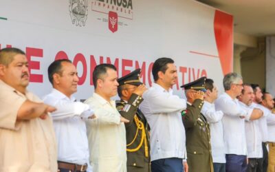 Presidió Carlos Peña Ortiz Desfile Conmemorativo del Aniversario de Independencia
