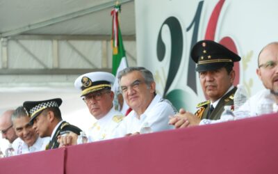 Preside Américo Desfile cívico-militar por el 216 Aniversario de la Independencia de México