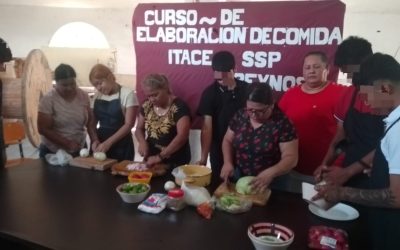 Participan Adolescentes en Proceso de Reinserción en Taller de Gastronomía