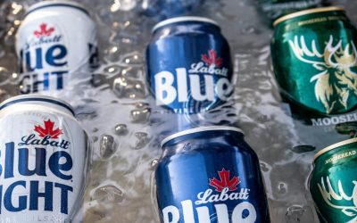 Cierra EEUU Estados Unidos Puerta a Cervezas, lácteos y motocicletas de Canadá