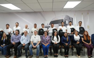 Se Gradúa Nueva Generación de Operadores de Autotransporte en CECATI 193