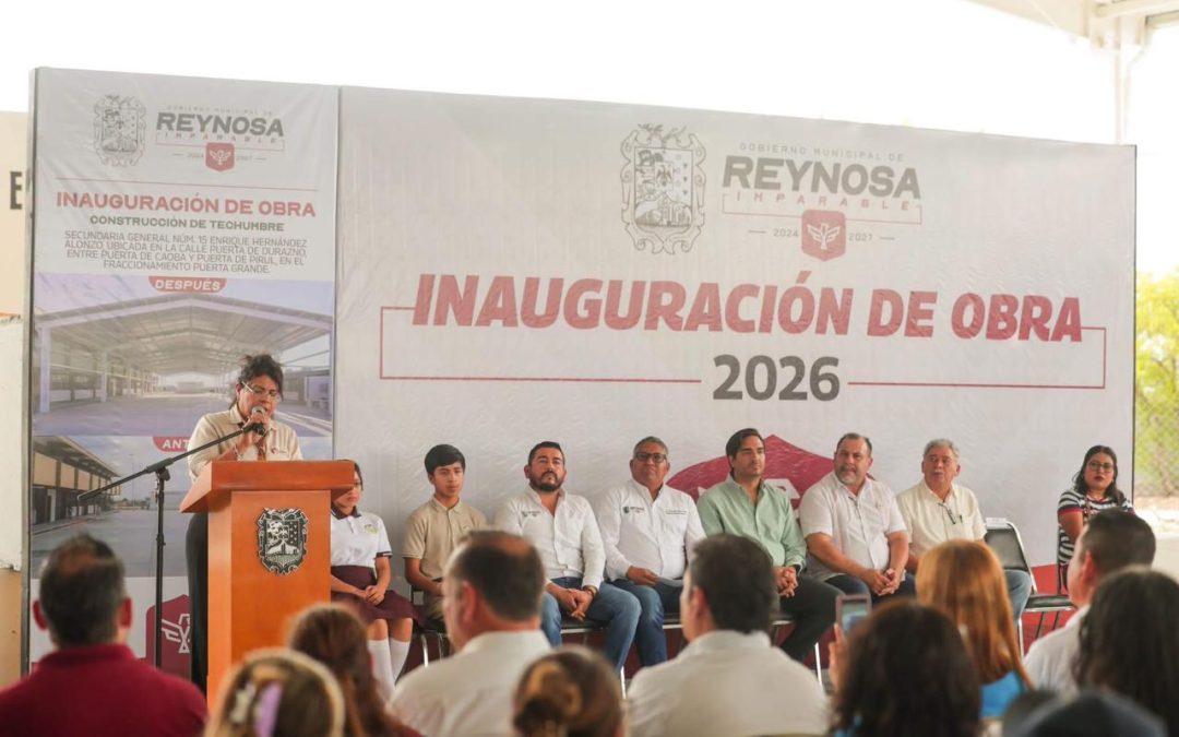 !El Alcalde si cumple! Reconocen Alumnos de la Secundaria 15 a Carlos Peña Ortiz