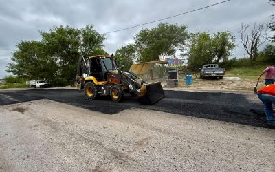 Rehabilita Gobierno de Carlos Peña Ortiz pavimento de avenida en la colonia Fundadores