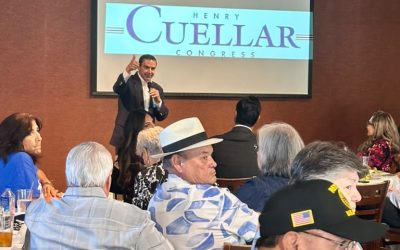 Encabeza Henry Cuellar encuentro político y empresarial en Laredo