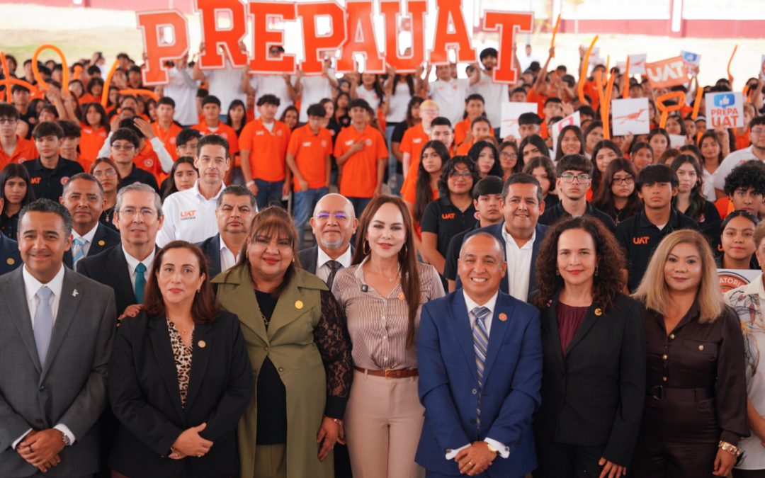 Fortalece Carmen Lilia Canturosa educación en Tamaulipas